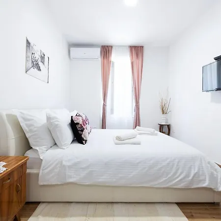 Apartmán Palazzo D *